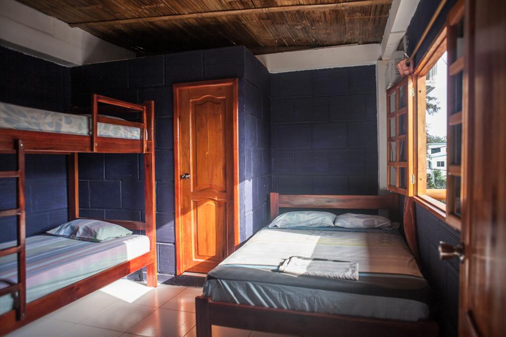 Hostel El Gran Azul Olon Bilik gambar