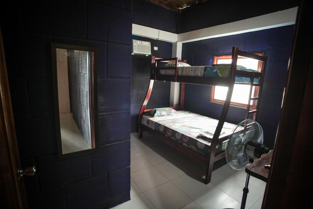 Hostel El Gran Azul Olon Bilik gambar